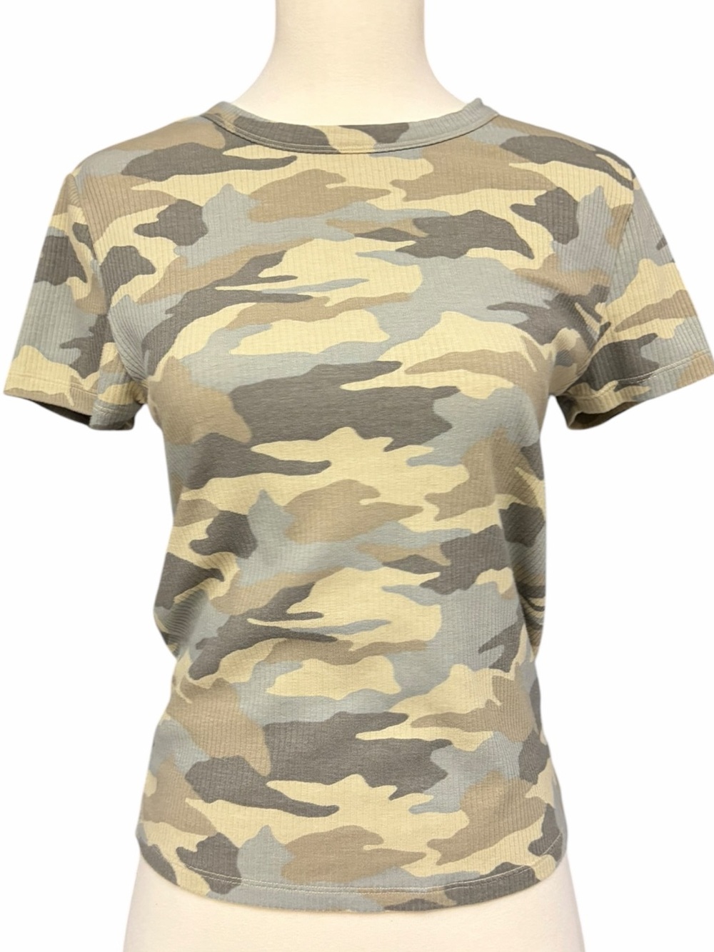American Eagle Camo Ribbed Fitted Baby Tee Size Medium